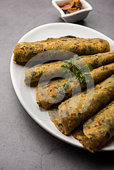 Palak paratha or Spinach flatbreadÂ is a Popular Indian breakfast menu